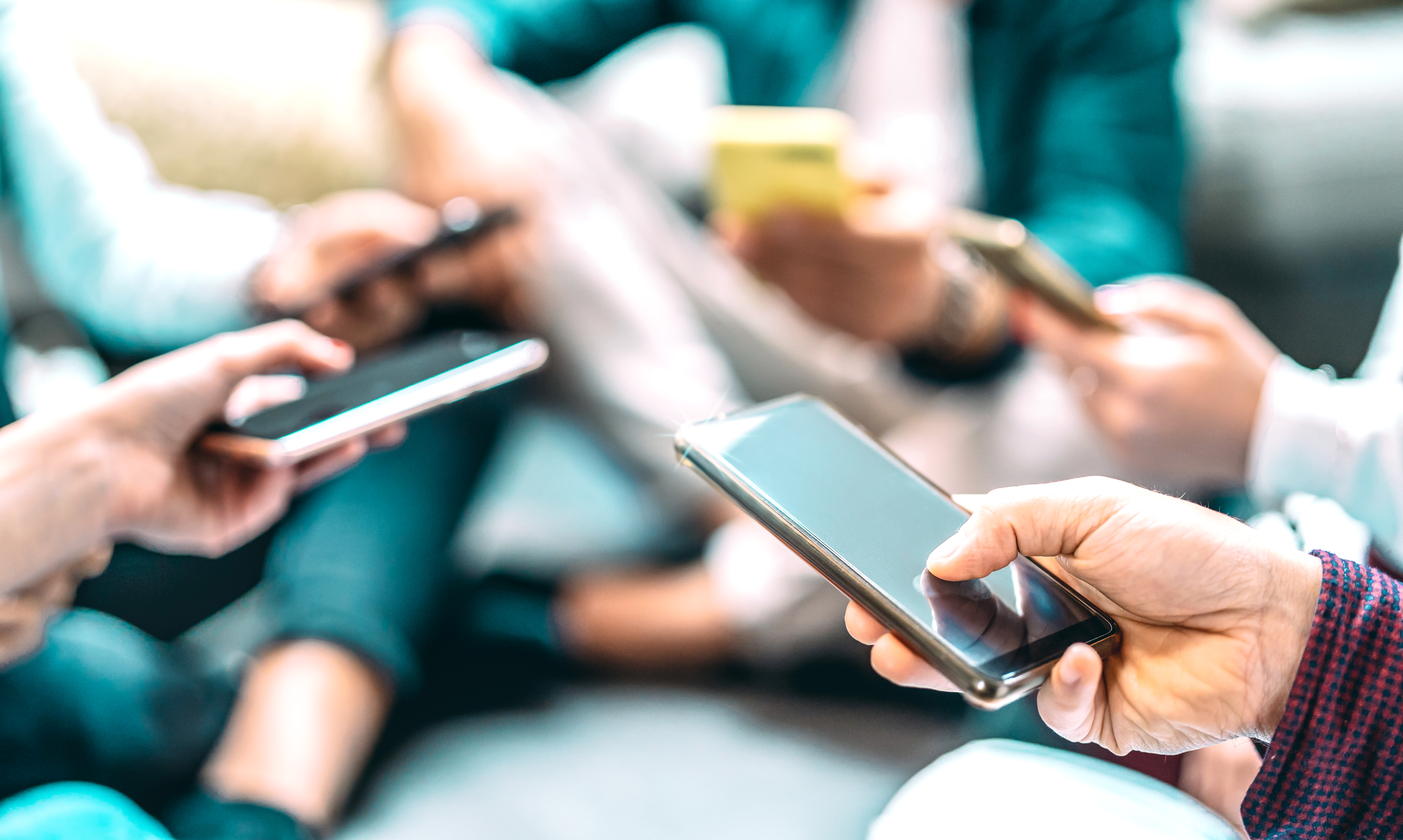 Toll-Free vs Local Numbers: Which One Gets Better Answer Rates?